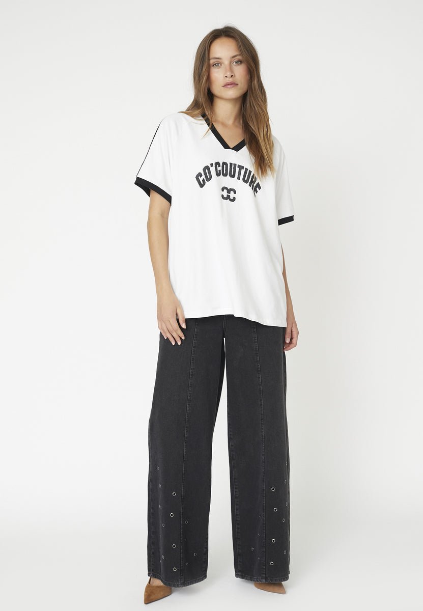 AvanaCC Oversize Sporty V - Tee - White - Co'couture