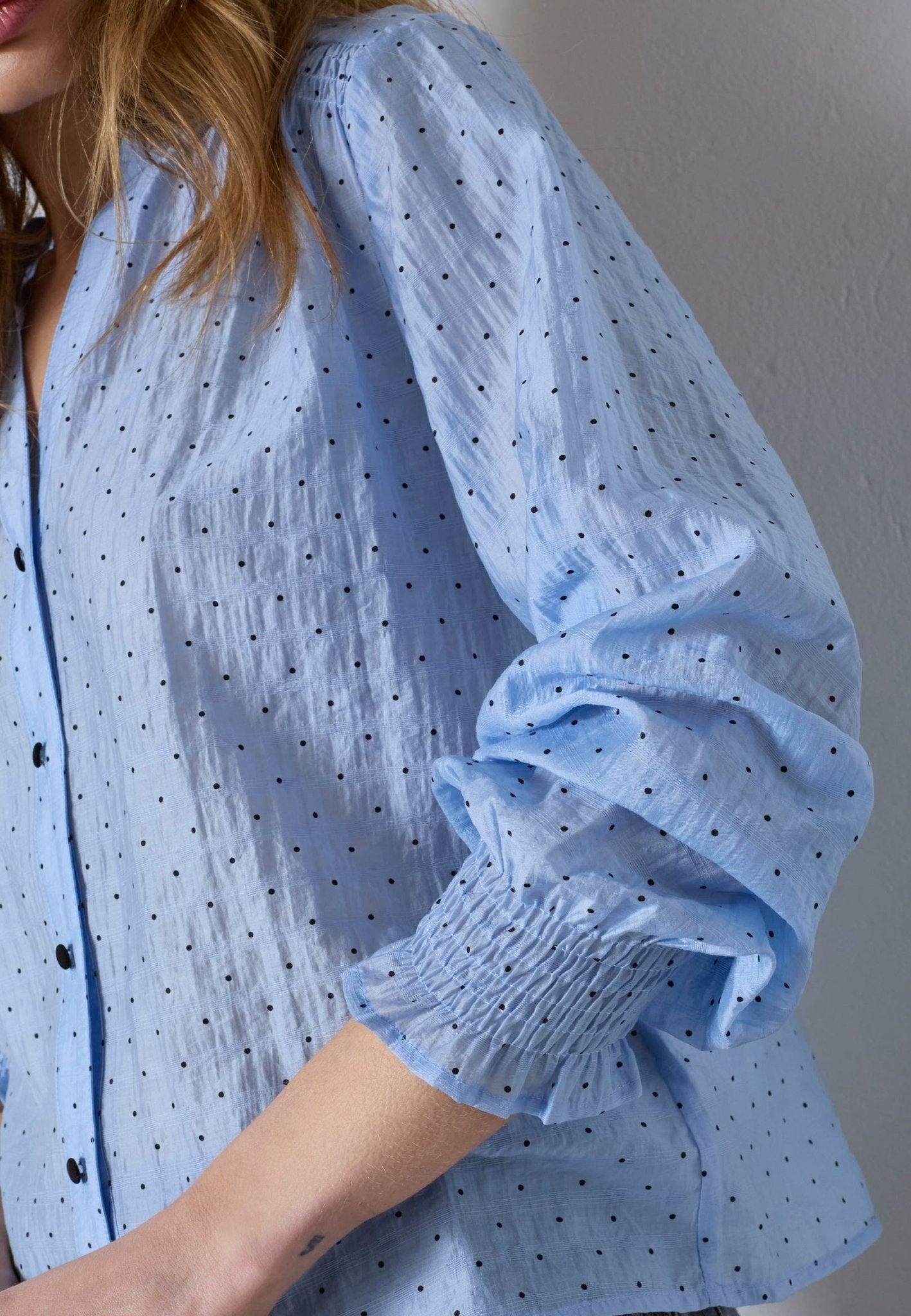 DallyCC Dot V - Shirt - Pale Blue - Co'couture