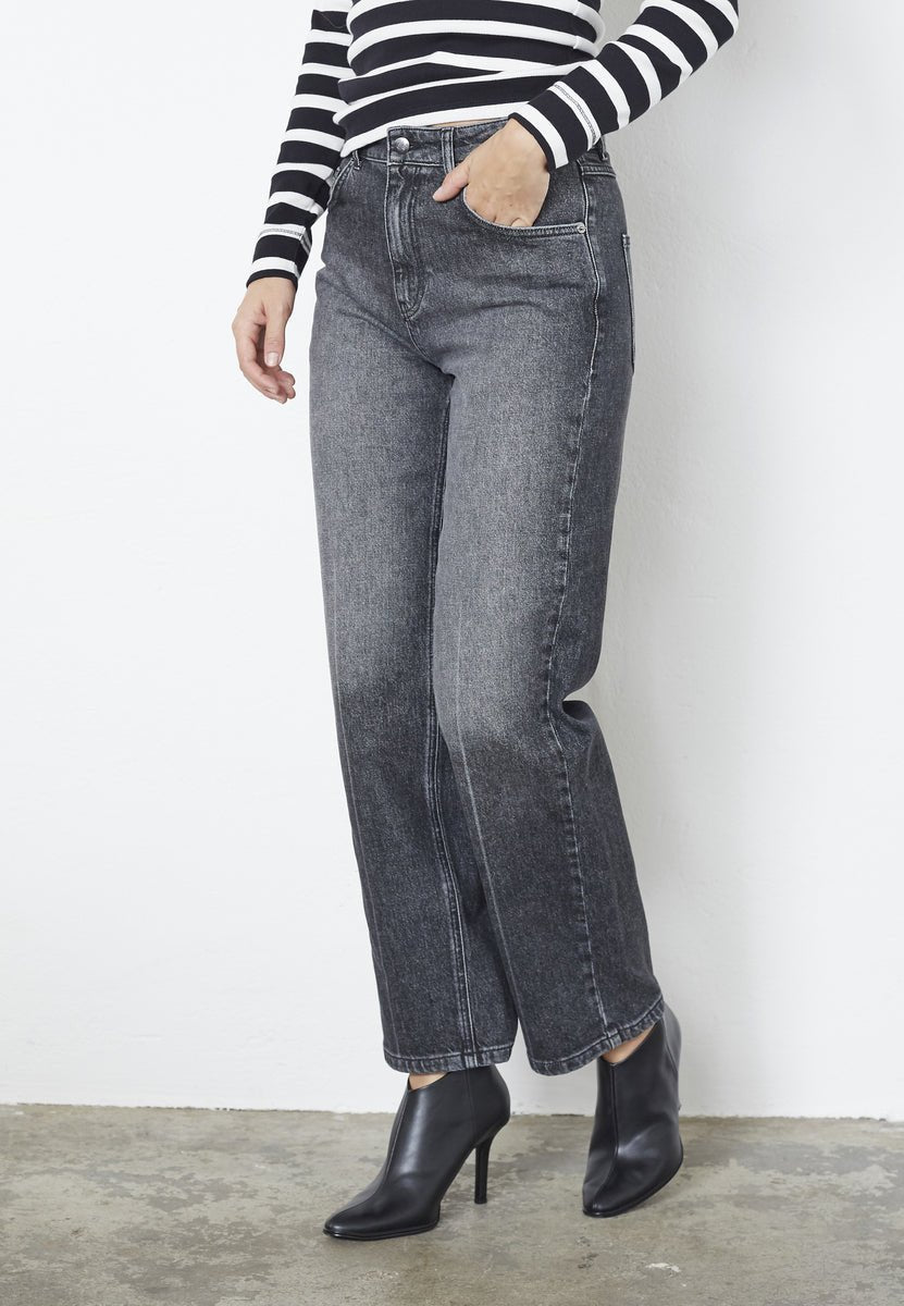 FemmeCC Straight Crease Jeans - Stone - Co'couture