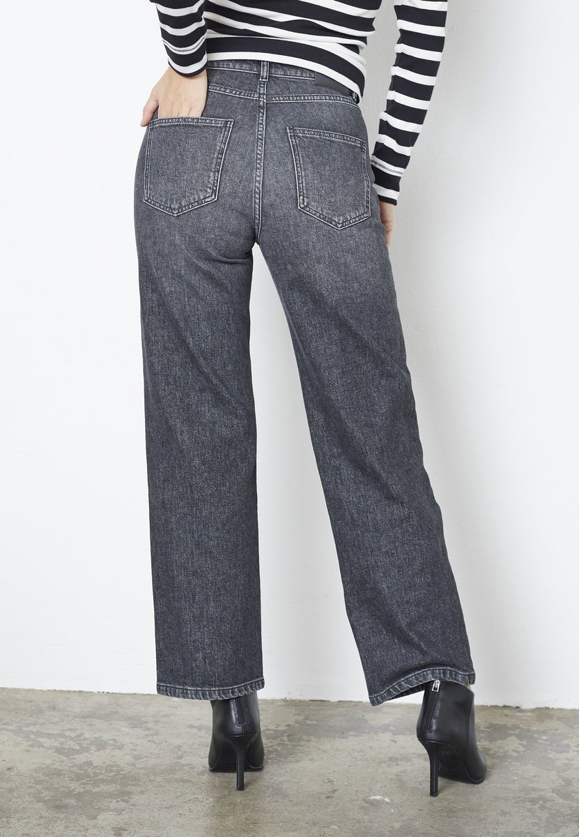 FemmeCC Straight Crease Jeans - Stone - Co'couture