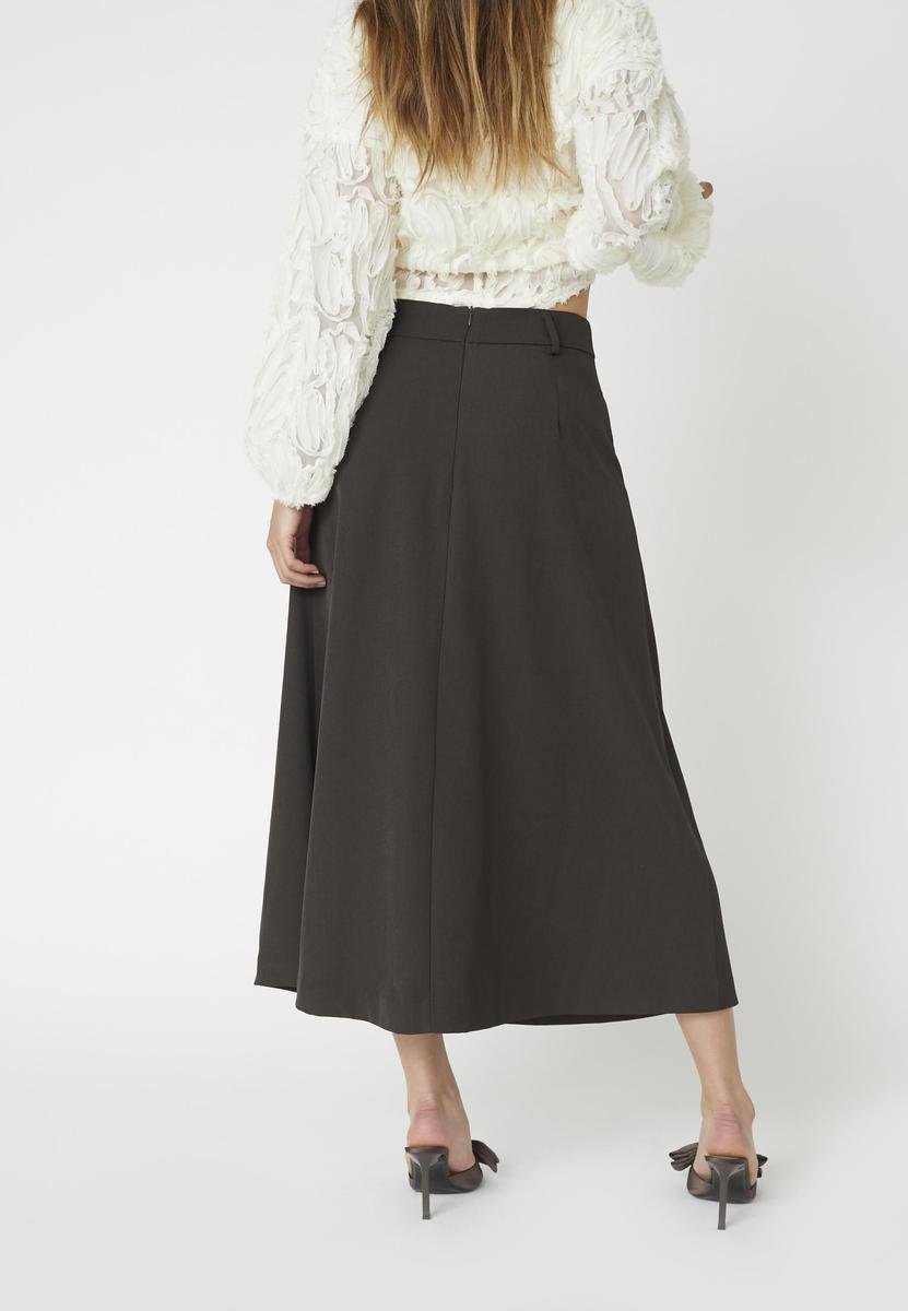 LunaCC Pocket Pleat Skirt - Dark Brown - Co'couture