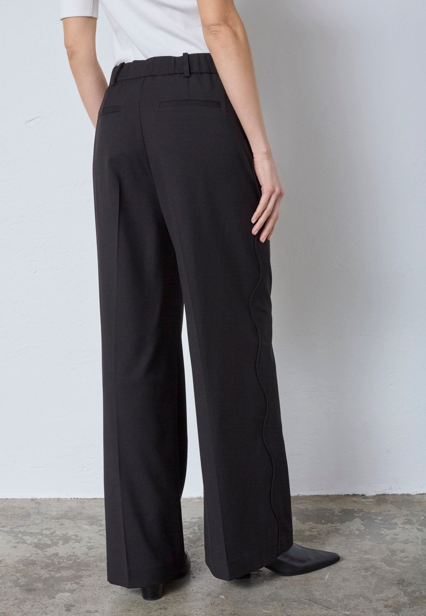 MattyCC Wave Seam Pant - Black - Co'couture