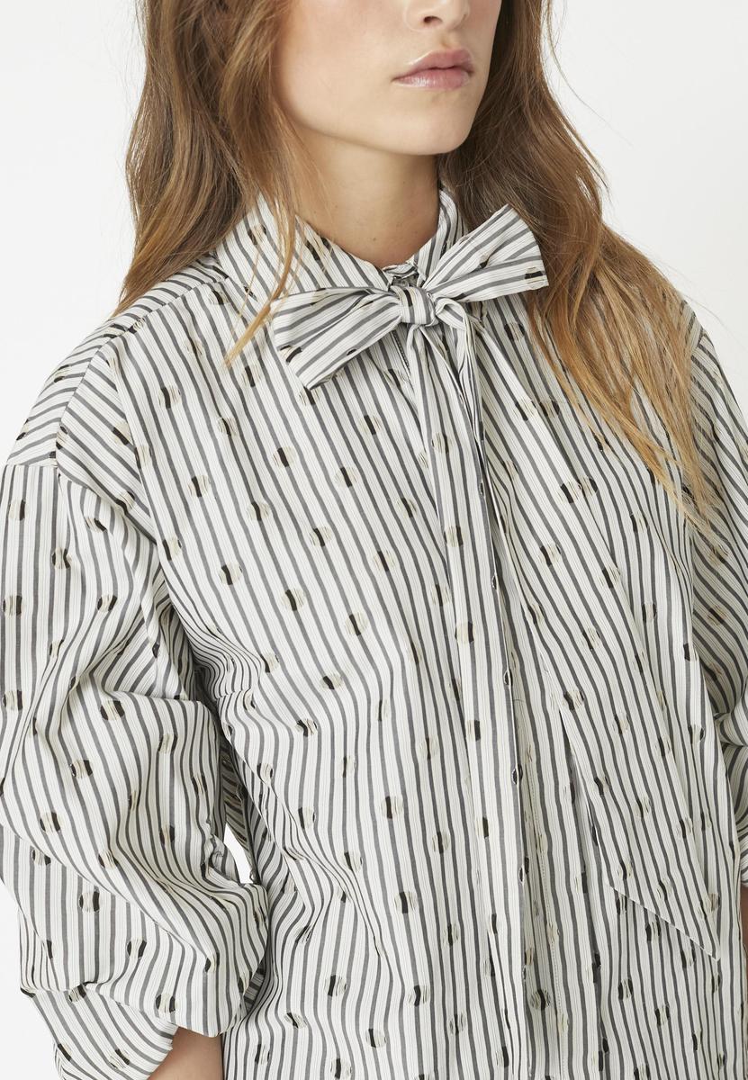 TrixieCC Dot Bow Shirt - Light Grey - Co'couture